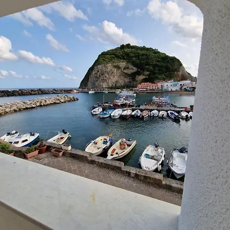 Casa Dei Nonni Apartment